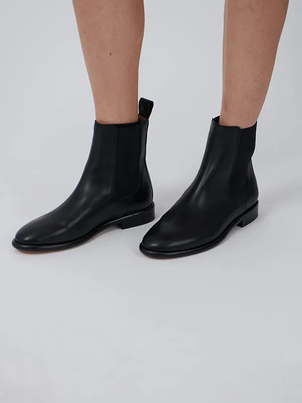 Galna Boots in Black