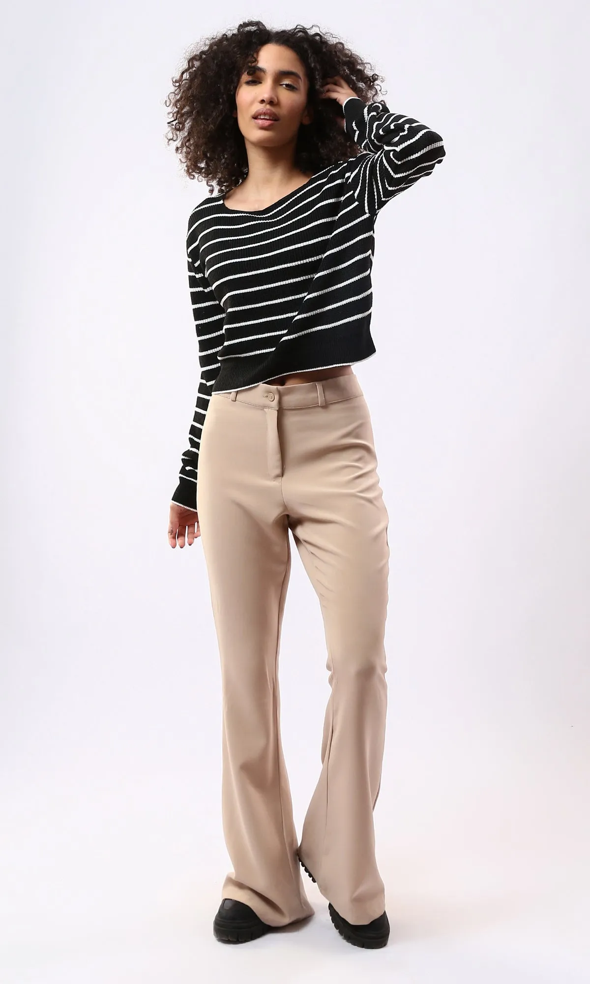 O177860 Boat Neck Striped Black & White Casual Pullover