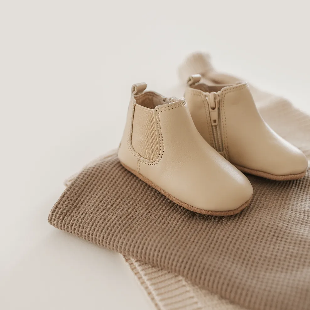 Soft Sole Chelsea Boot Bone